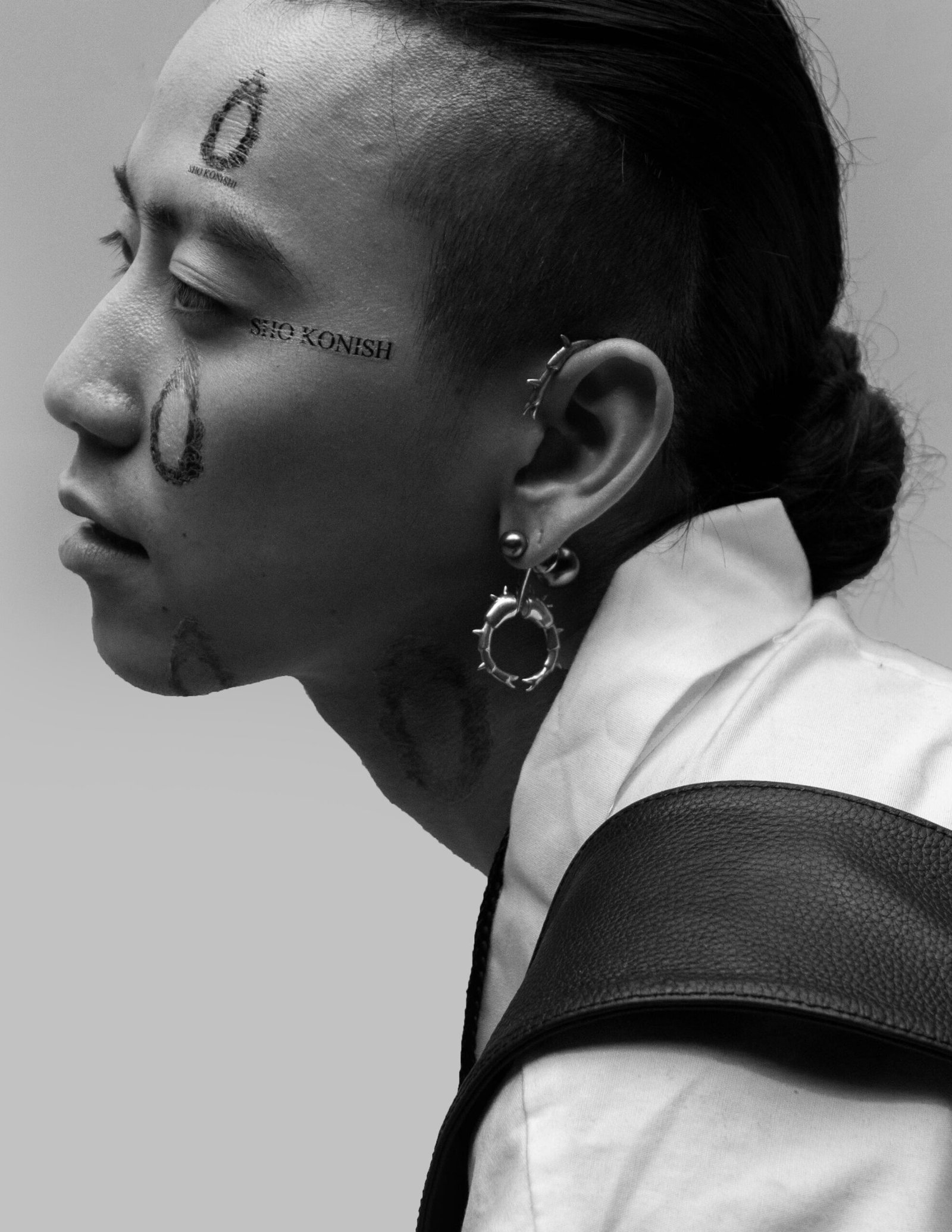 Read more about the article THE DARK SIDE OF FASHION: SHO KONISHI OPENS PANDORA ’S BOX OF THE INDUSTRY IN HIS CREATIONS