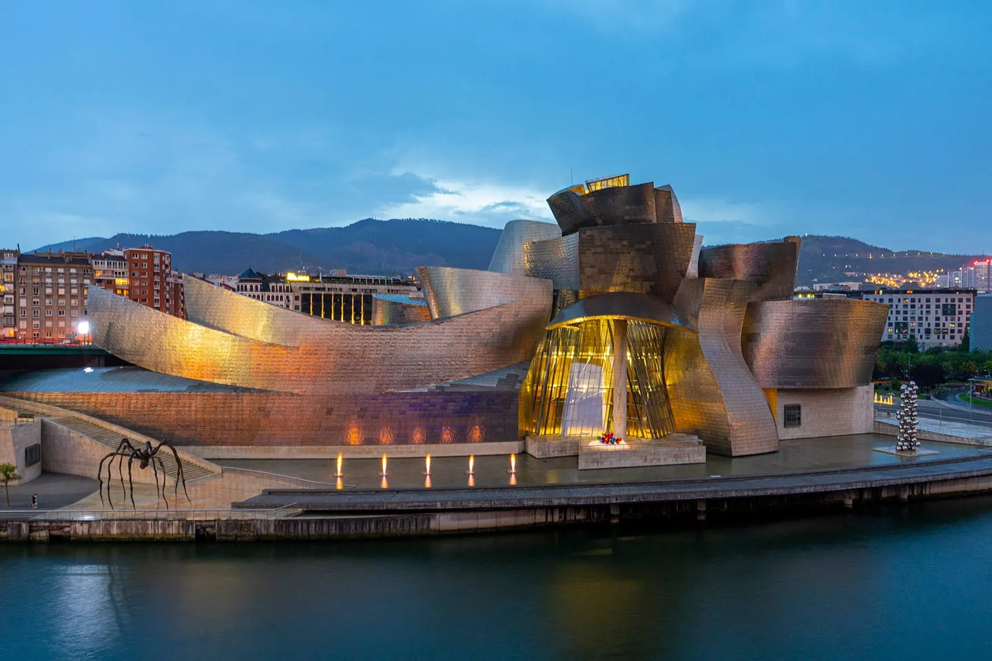 guggenheim museum bilbao frank gehry modern architecture