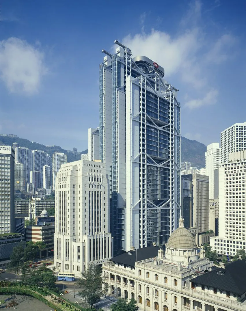 modern architects norman foster hsbc building hong kong