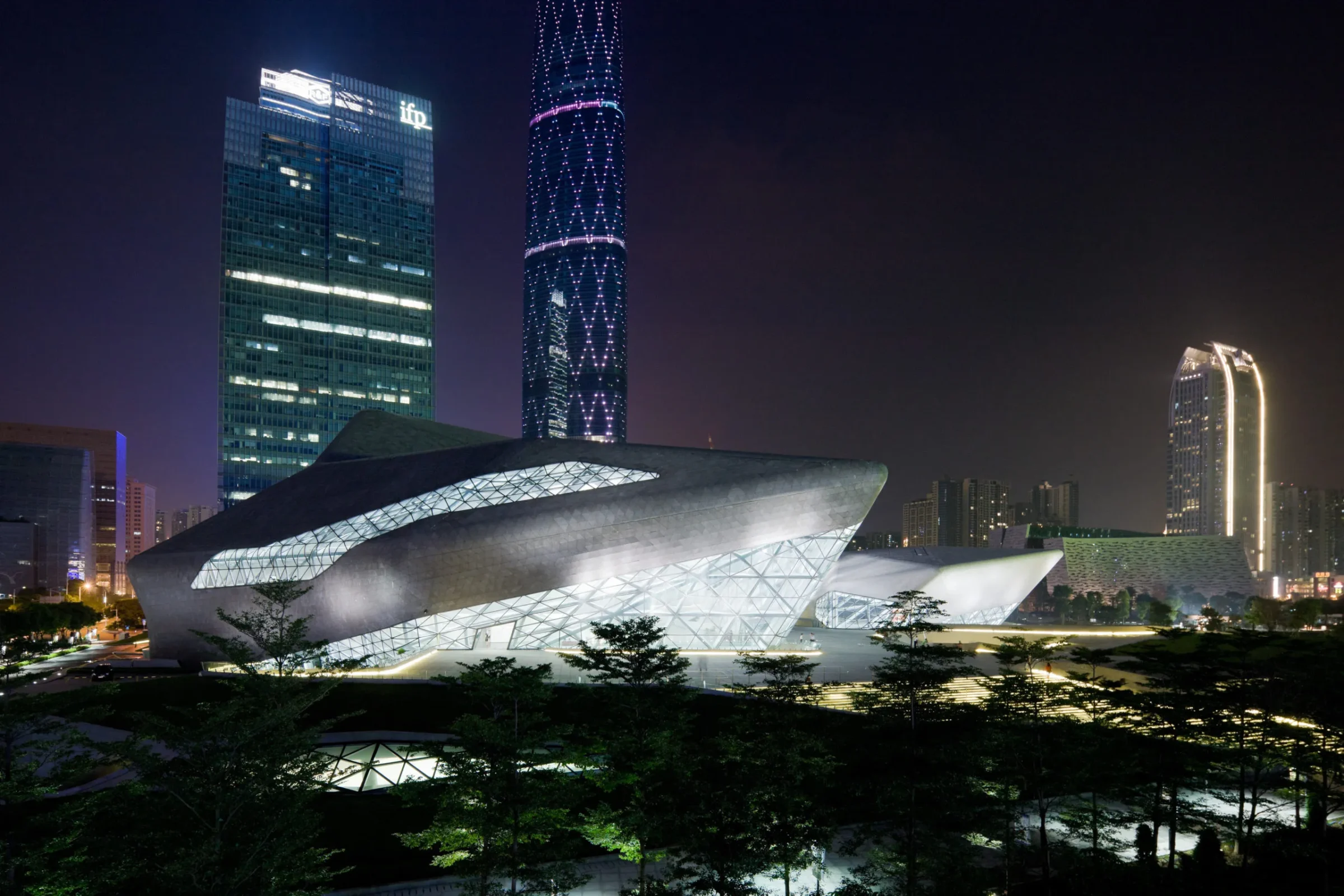 Guangzhou Opera House zaha hadid famous female architects