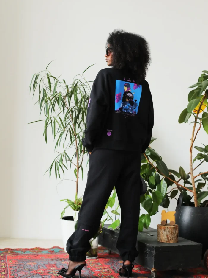 BLACK FLEECE PULLOVER - Image 5
