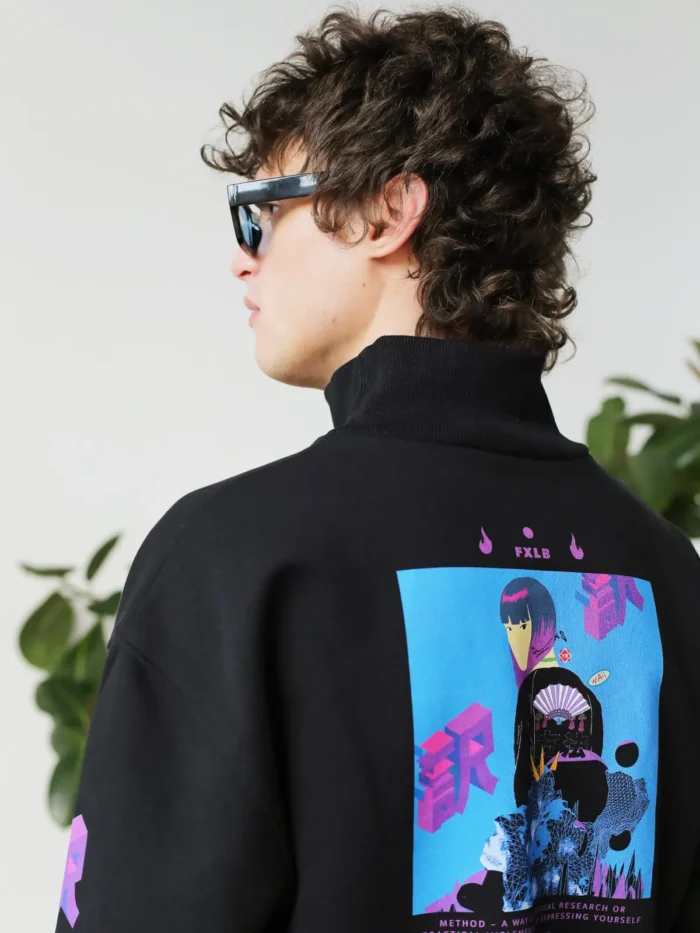 BLACK FLEECE PULLOVER - Image 4