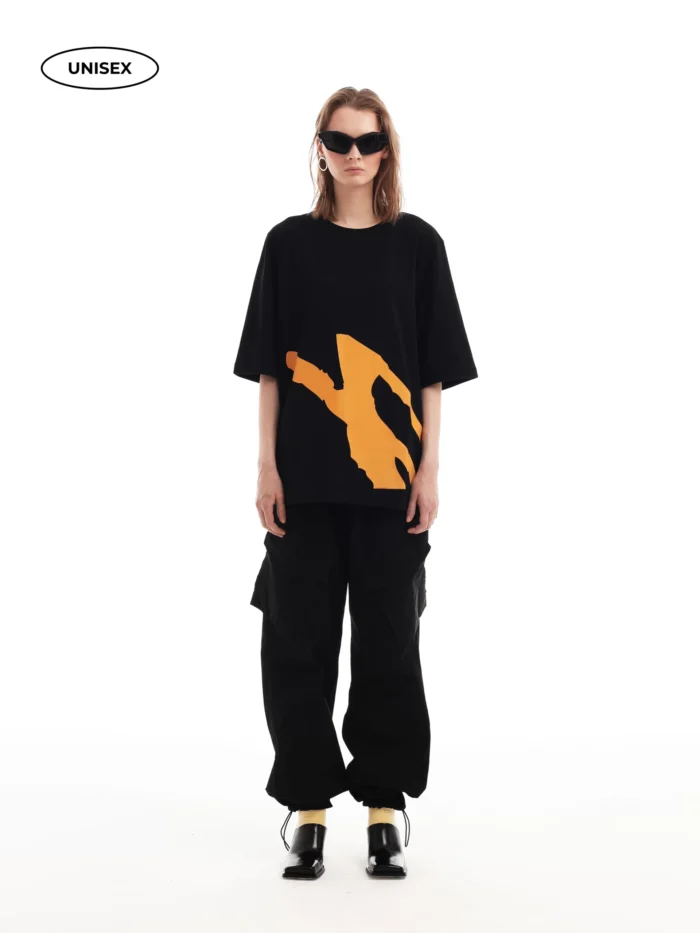 OVERSIZED BLACK TEE - Image 3