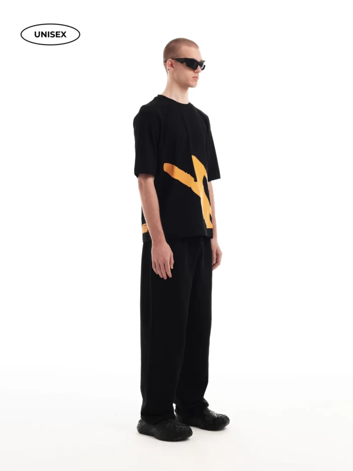 OVERSIZED BLACK TEE - Image 4