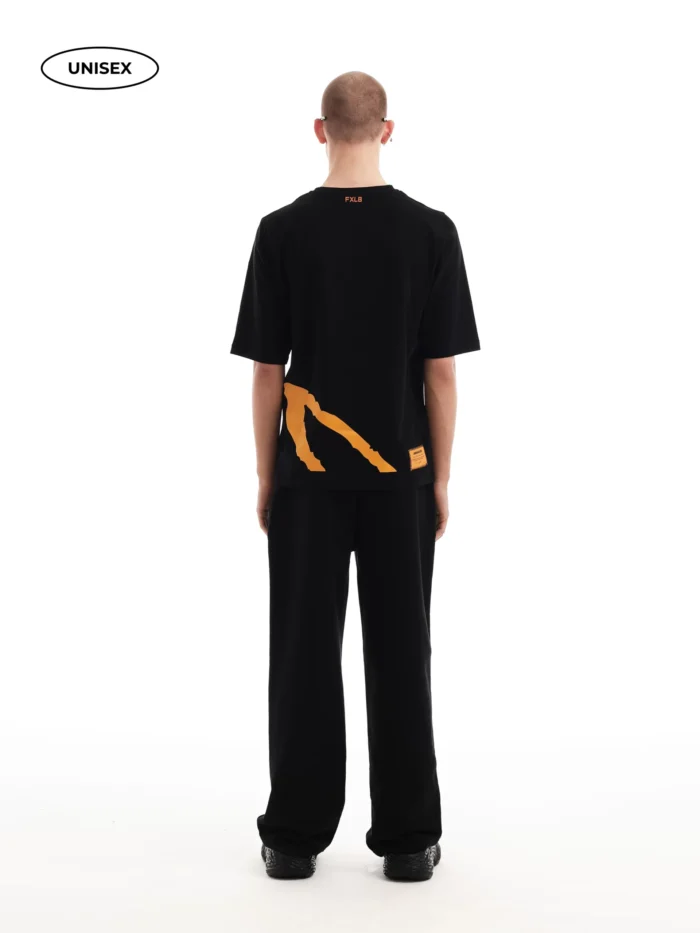 OVERSIZED BLACK TEE - Image 8