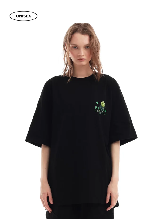 BLACK T-SHIRT