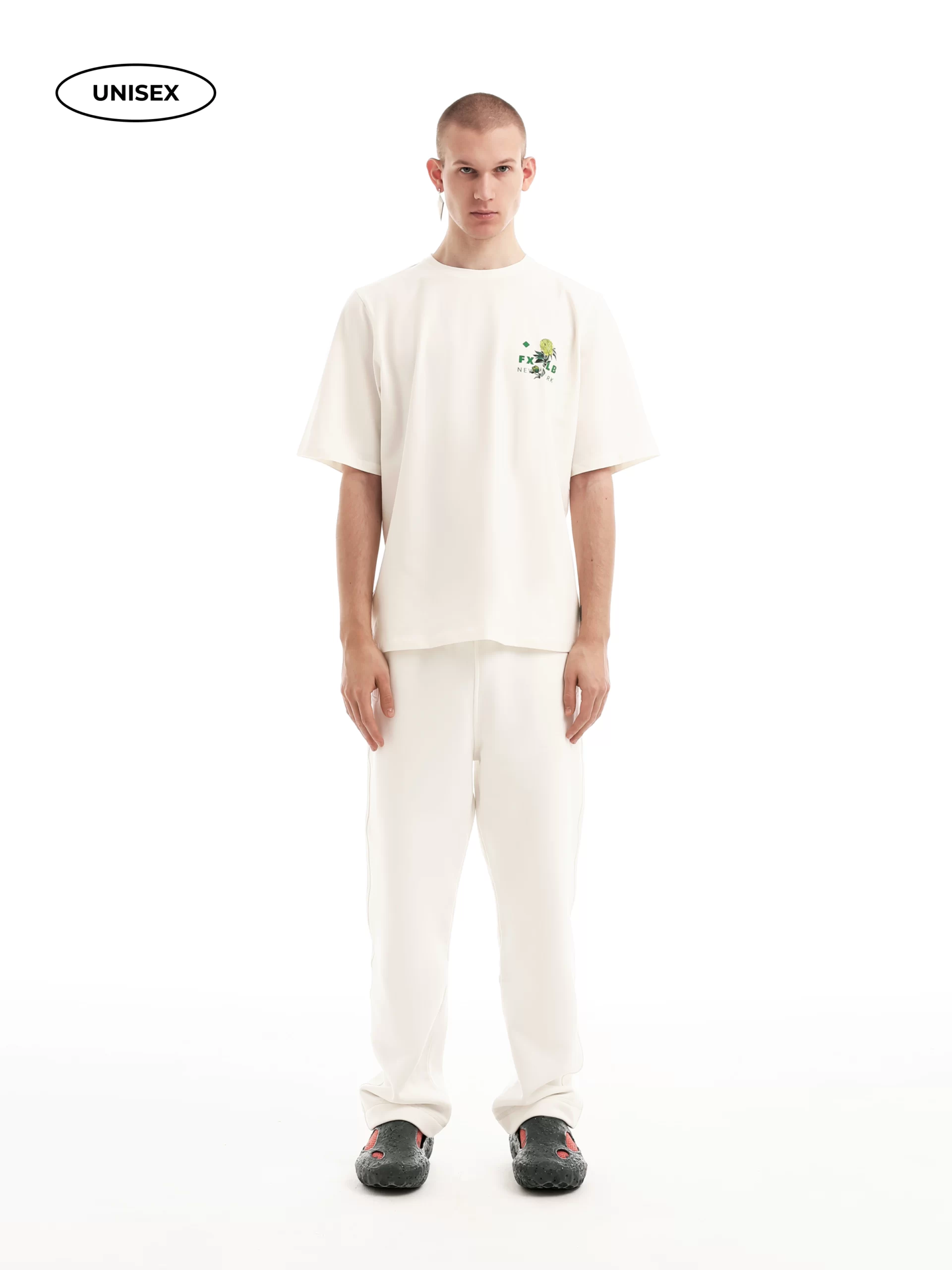 WHITE T-SHIRT