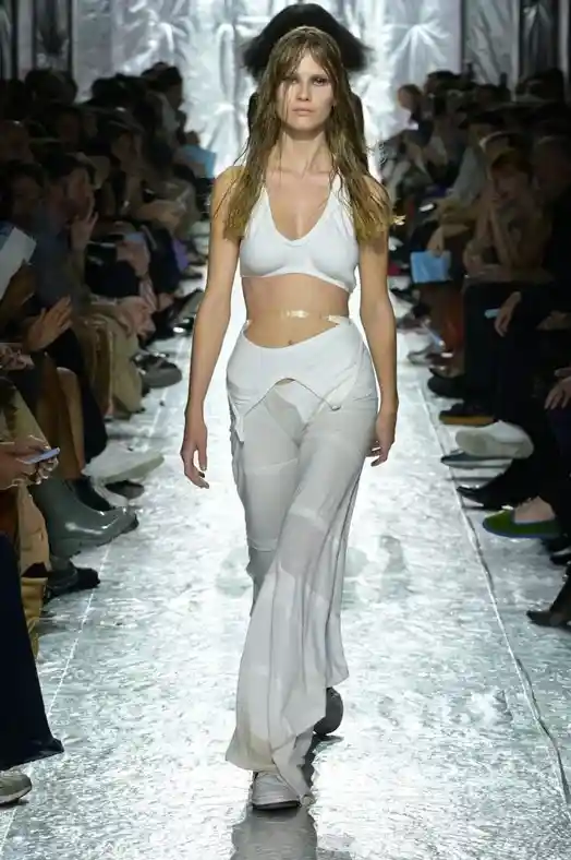 upload-829d4b2e-f4ef-4f43-83f6-0996b7016910 (1)