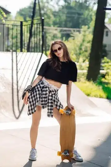 Summer Skater Girl Outfits