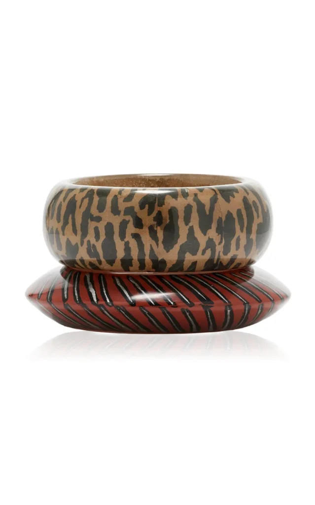 2 bangles with different styles.