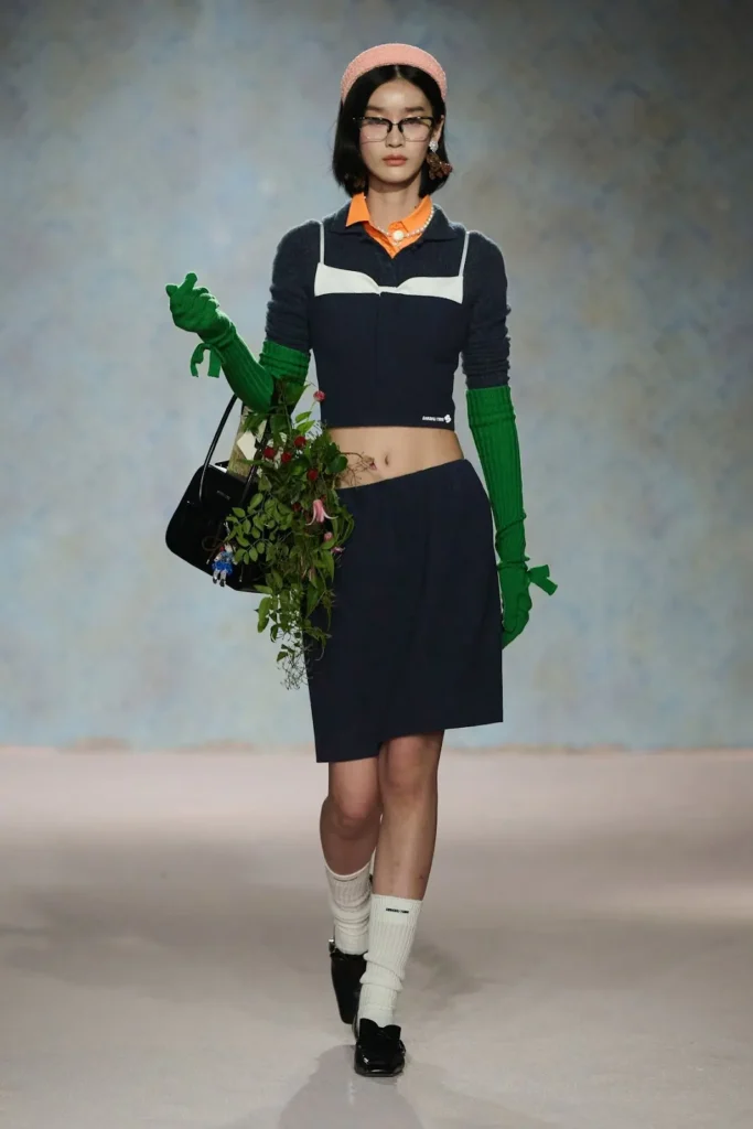 A model on ramp wearing Shushu/Tong SHANGHAI FALL 2025