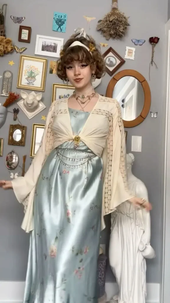 a girl wearing classic fairycor e look