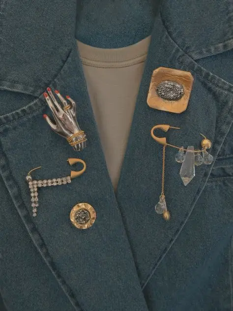trending brooches on a women blazer