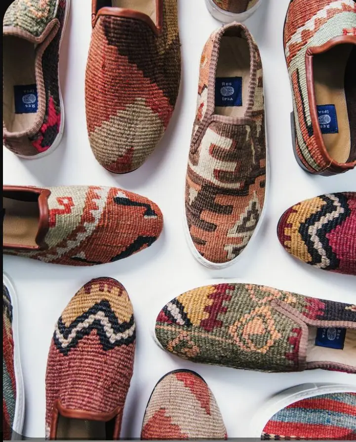 handmaade shoes in diferent design