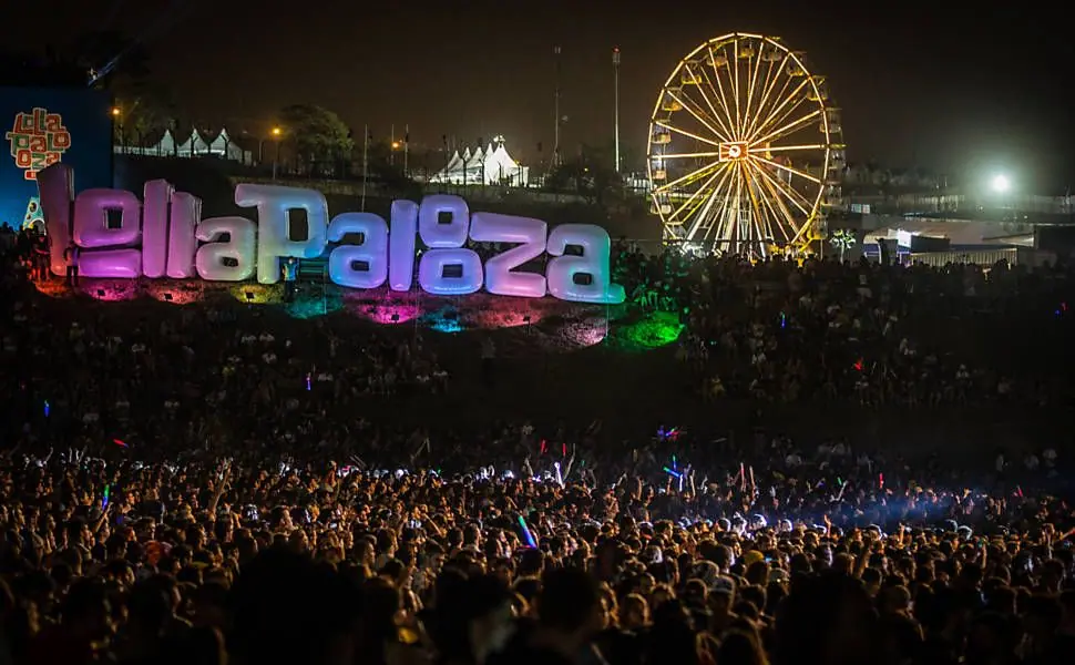 Lollapalooza Festival crowd