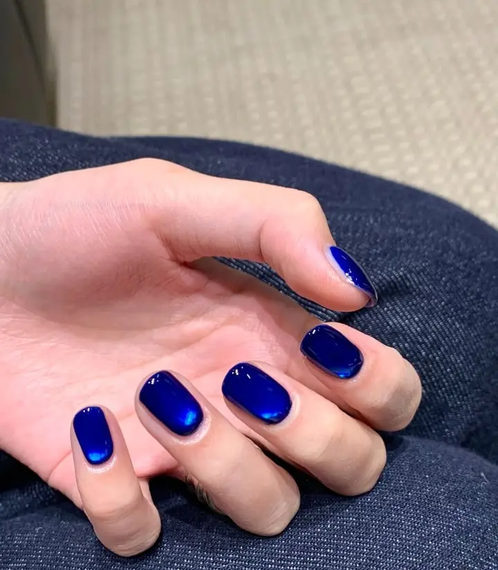 Short Blue Nails With a Glossy Finish