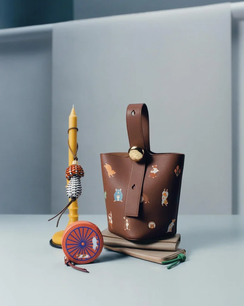 differnt Jonathan Anderson Art bags and stuffs