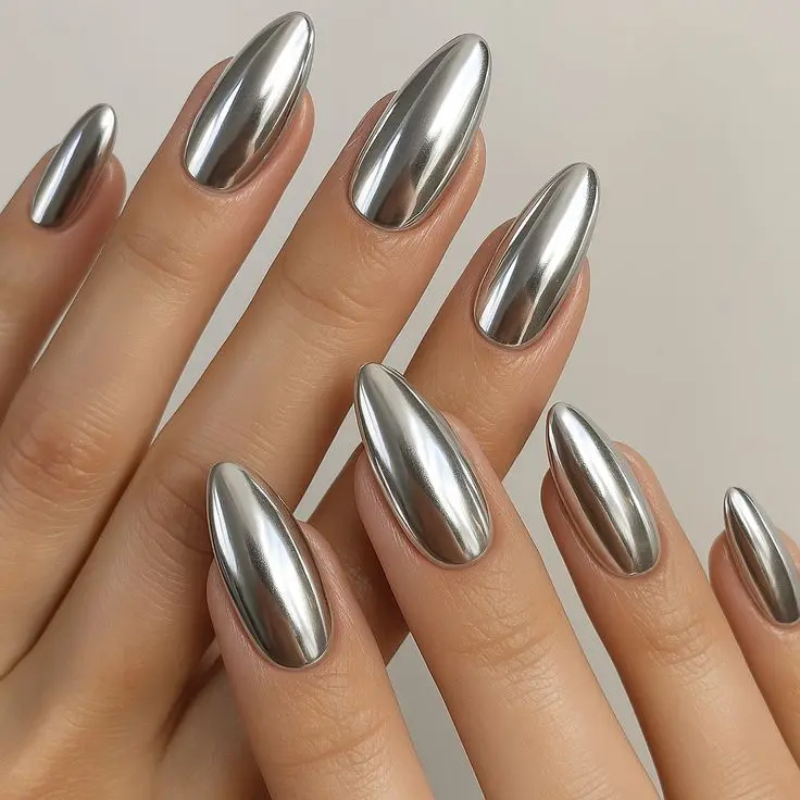 Silver Mirror Oval Nails
